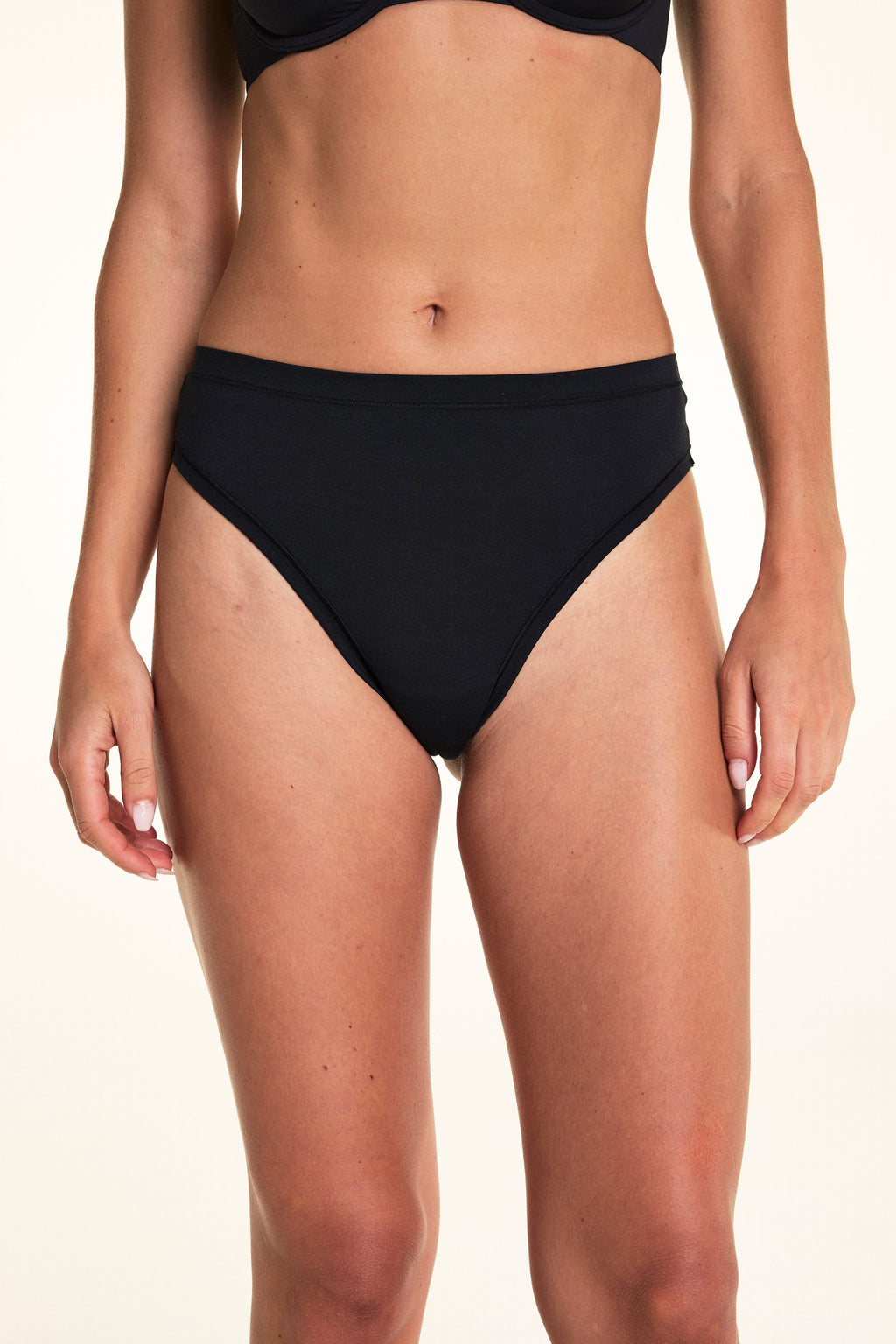 Cloud Cotton Highwaist Thong - Black