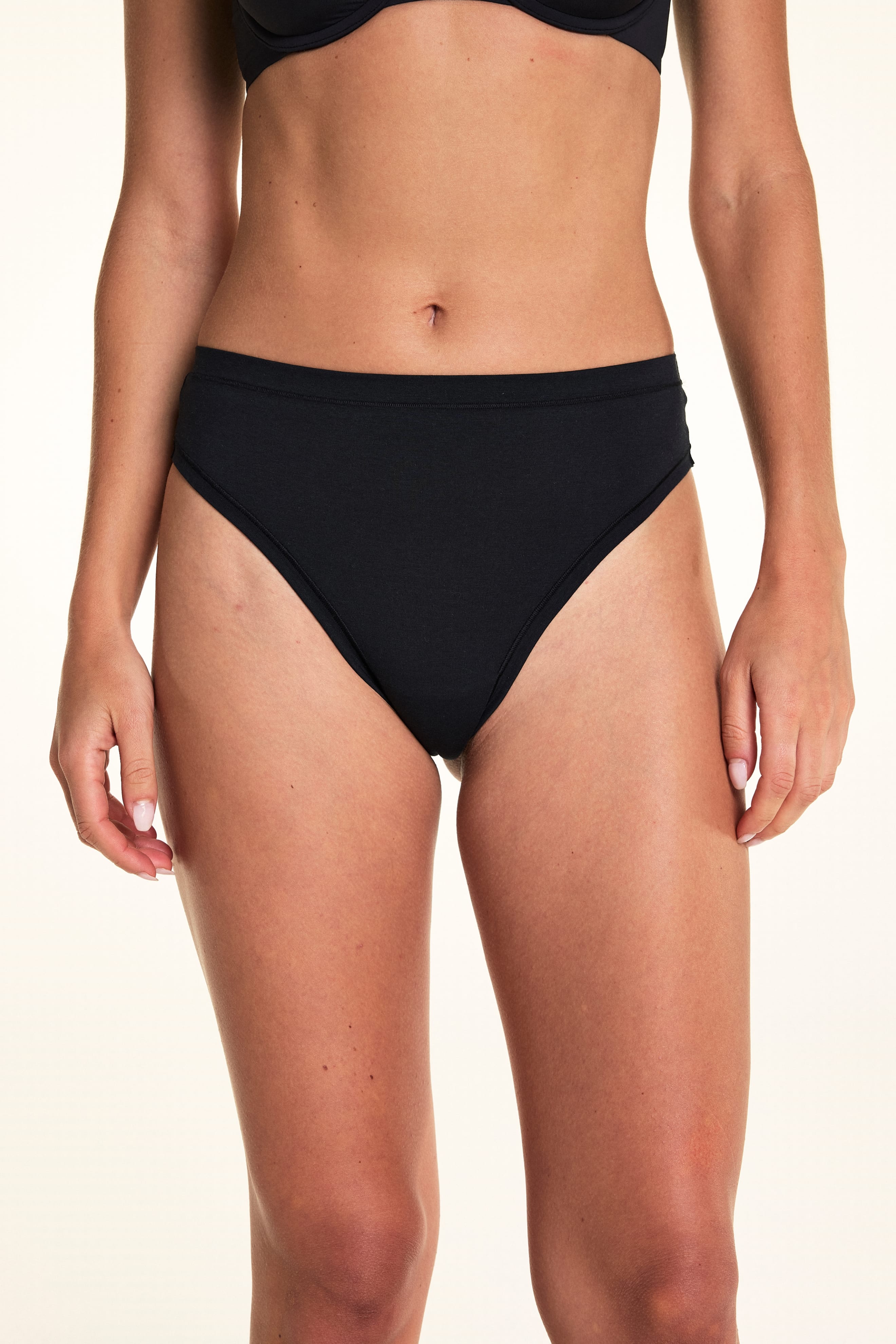 Cloud Cotton Highwaist Thong - Black