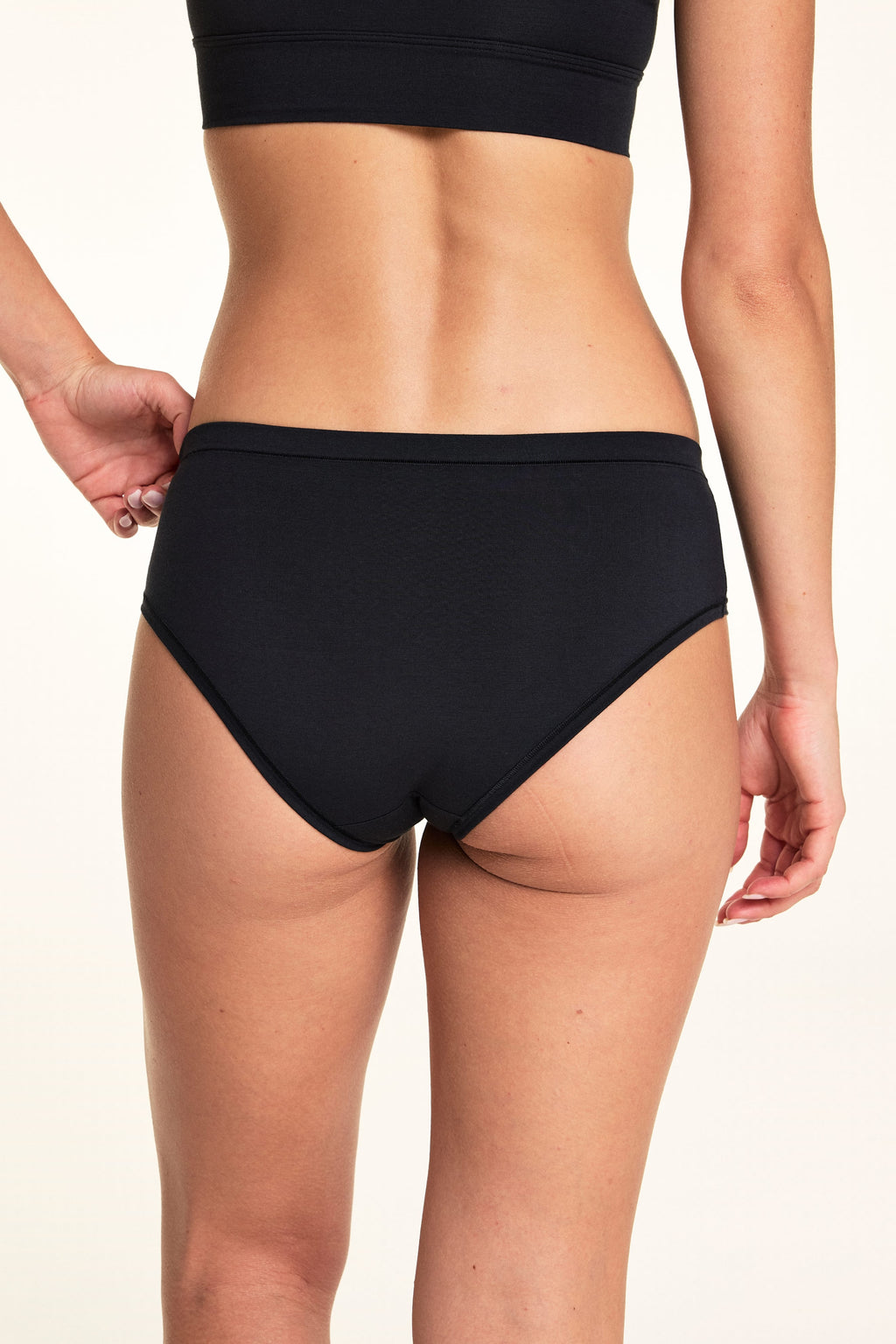 Cloud Cotton Hiphugger - Black