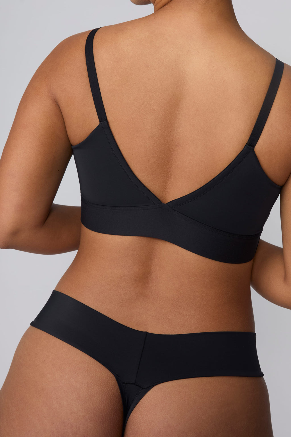 Bliss Low Rise Thong - Black