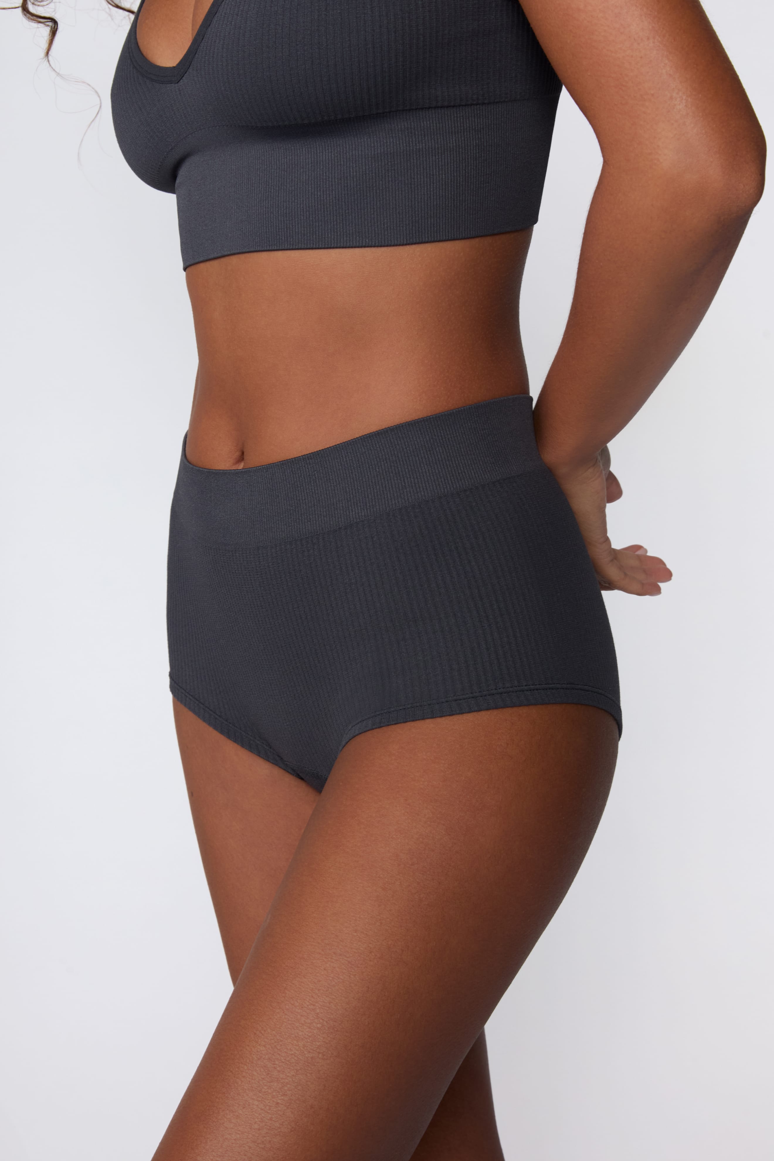 Ribbed Seamless Boyshort - Charcoal