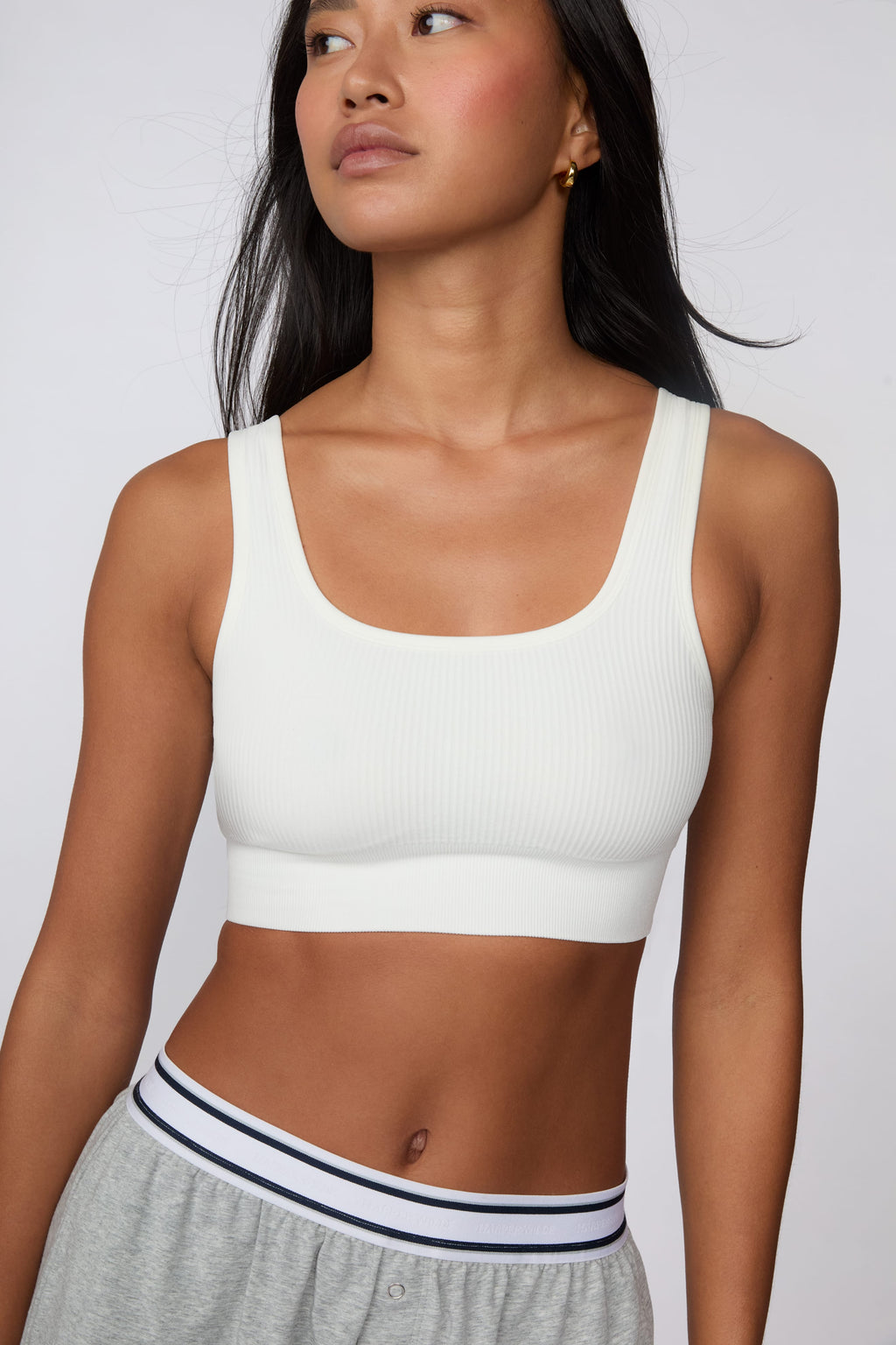 Ribbed Seamless Scoop Bralette - White
