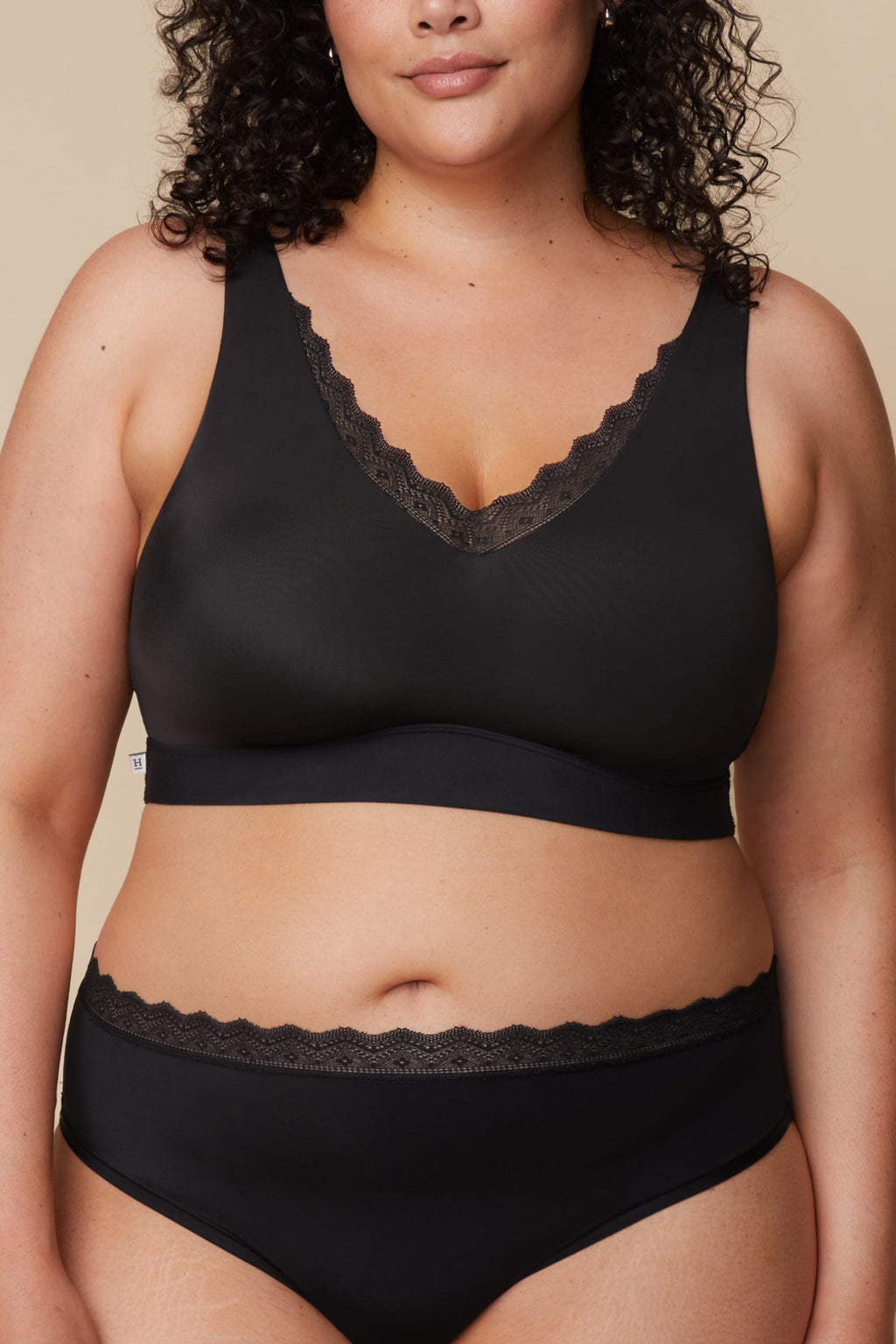 Bliss Lace Bralette - Black