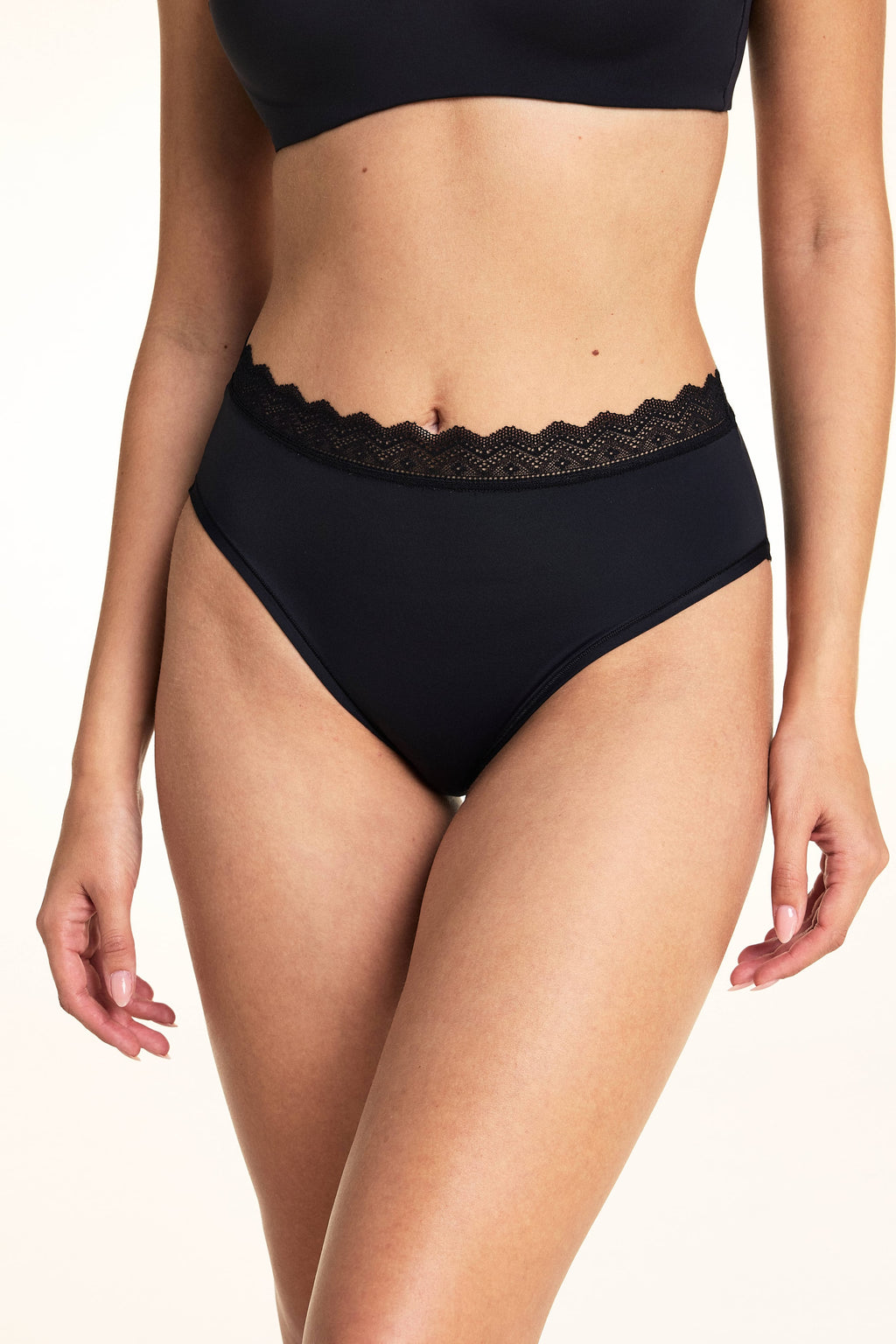 Bliss Lace Highwaist Brief - Black
